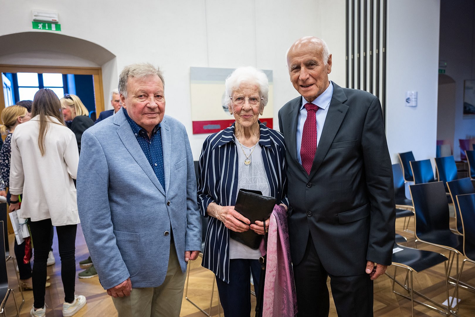 Dorče in Darinka: Brda v risbah in spominih - razstava